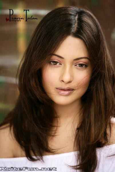 Riya sen 8845,xcitefun-riya-sen-2