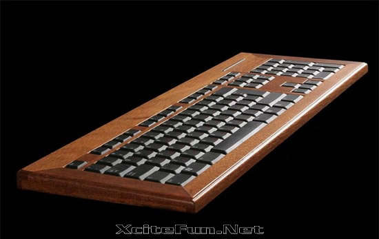الكمبيوتر الخشبي 11378,xcitefun-wooden-computer-9