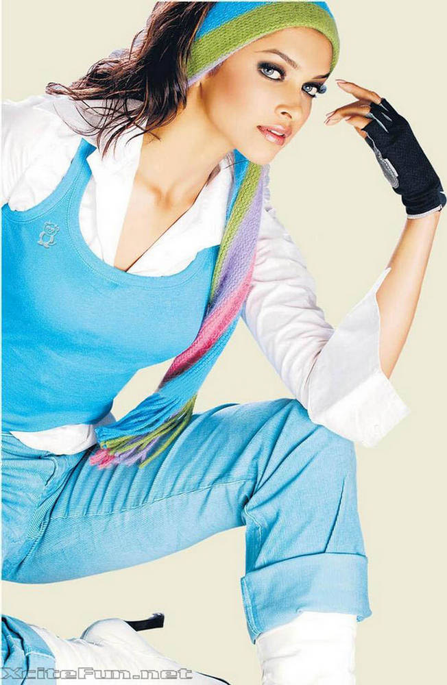 Deepika Padukone Prestigious Model  Super Cool Image