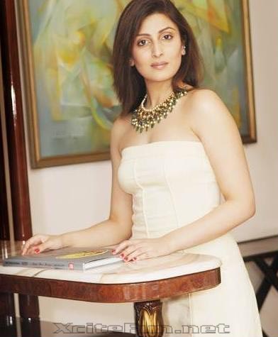 Riddhima Kapoor To Conquar Bollywood  Latest Photo Shoot