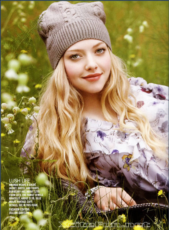 Amanda Seyfried Radiating Bombshell Teen Photo Shoot