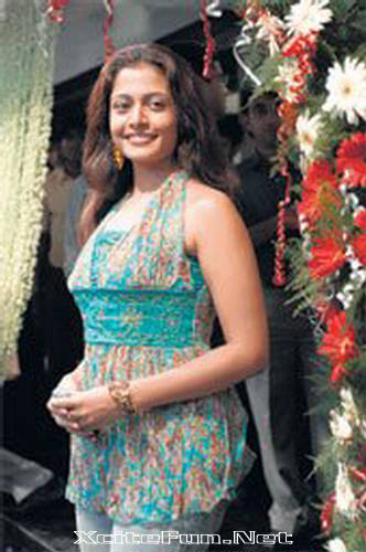 Koel Mullick: Charming Bengali Actress - Photo Gallery : Indian ...