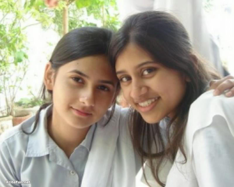 Tamil school teenagers sex videos - Pics and galleries
