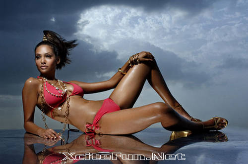 Esha Gupta Hot As Angelina Jolie  Hot Shots