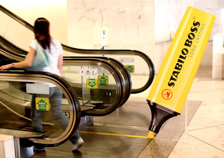 Escalator Ads A Unique Scrolling Display  Very Creative