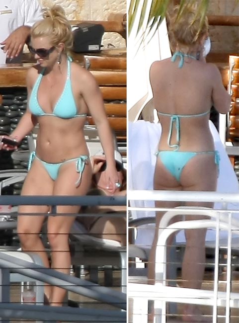 Time out Britney Spears relaxed poolside in Miami