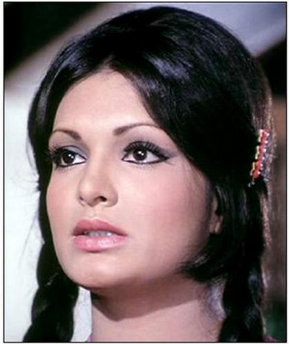 Parveen Babi Glam Gilr of Yesterday  Flash Back