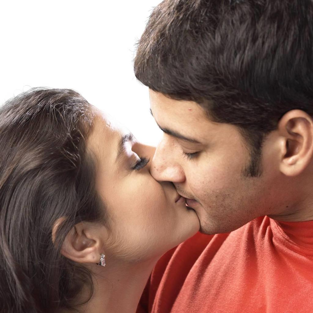 Amisha Mahesh gtgtgt Kiss Amisha Mahesh gtgtgt Kiss