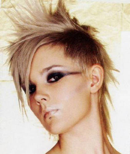 funky hairstyle pictures. Cutting Edge Trendy Woman Hairstyles 2009 4. Crop Cuts: Short crop haircuts 