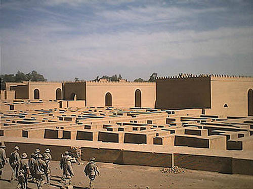 http://img.xcitefun.net/users/2009/05/71431,xcitefun-babylon-13.jpg