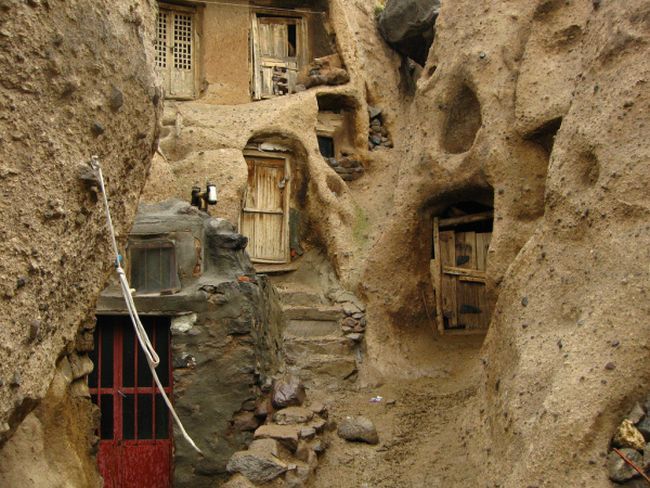 Troglodyte village in IRAN  700 years old