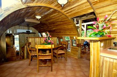Airplane Hotel Costa Rican