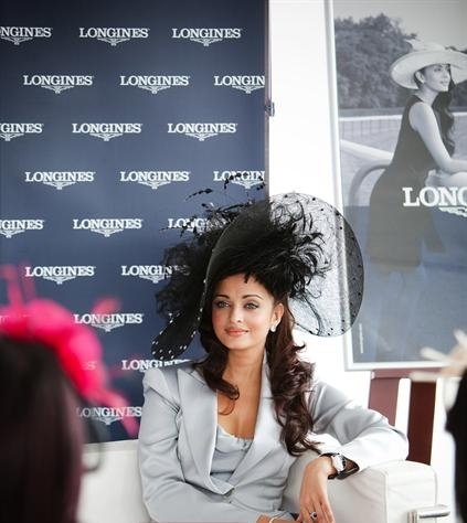 Gorgeous Aishwarya Rai Lucking Stunning  Royal Ascot 2009