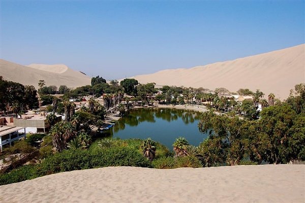 20 Most Incredible Desert Oases pics