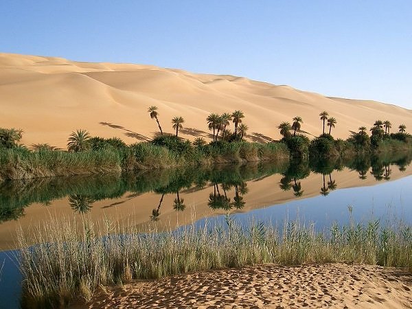 20 Most Incredible Desert Oases pics