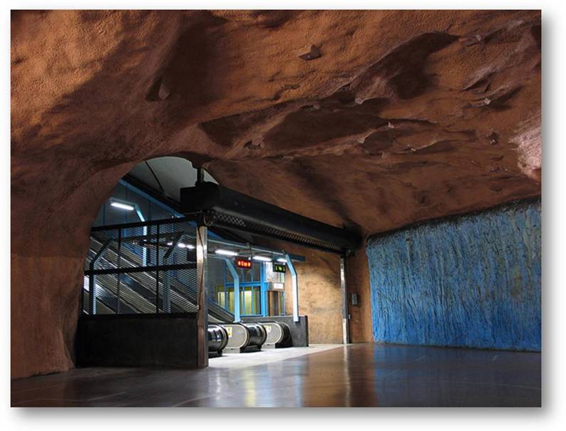 Amazing Metro StationDubai