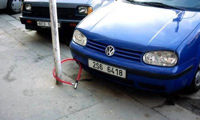 94824,xcitefun-unusual-car-security-06.jpg