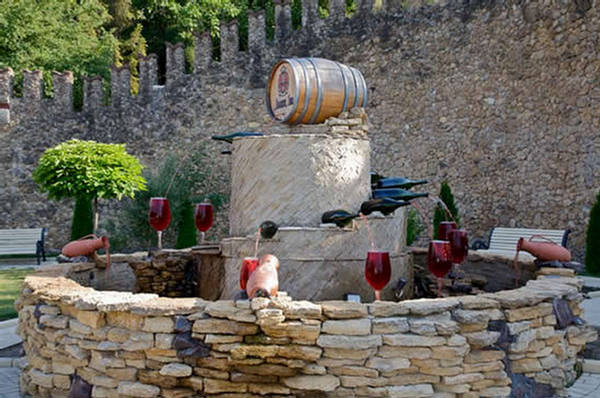 104373,xcitefun milestii mici 8 Milestii Mici: The Underground City of Wine   Chisinau images gallery 