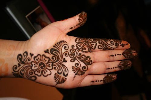 Eid Mehndi Designs Colors of Eid Celebration  2009