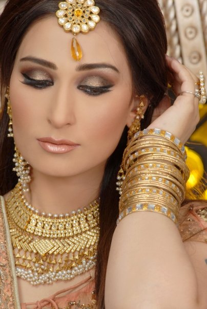 Lolly wood Beauty Queen Reema Khan