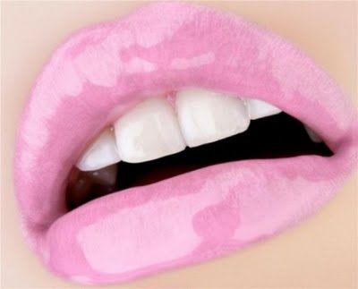 hOw Beautiful These Lips Are 