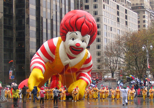 Terrifying Pictures of Ronald McDonald Ever - XciteFun.net