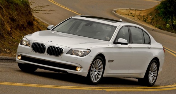 Bmw 740li. 7 series BMW#39;s come with.