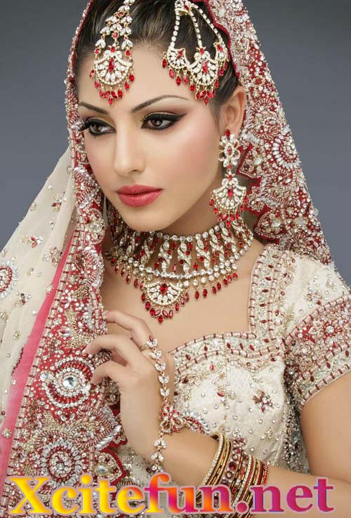 indian wedding makeup. Indian Bridal Makeup With