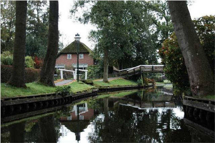 151351xcitefun giethoorn village 7 - Greenland or Dreamland - Its Netherlands