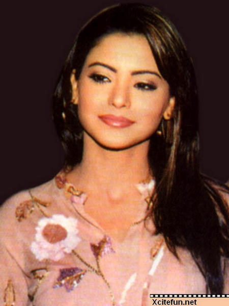 Aamna Sharif - Images Actress