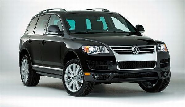 The 2010 Volkswagen Touareg is sorted by the dealer