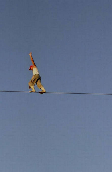 Extreme Balance Stunts-They Want Hell 154292,xcitefun-stunt-09