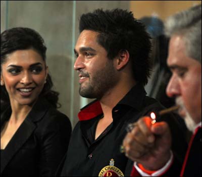 Deepika dating Siddharth? 155206,xcitefun-photo-cms