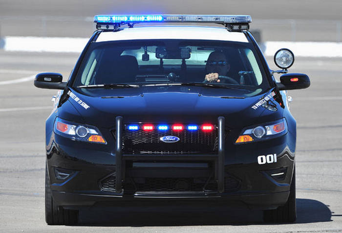 Ford Taurus 2010 The EcoBoost Cop Car