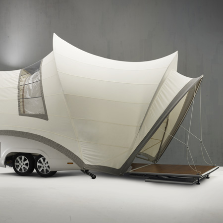 ‘Opera’ is a luxury mobile holiday home that resembles the ‘Opera House’ 156973,xcitefun-opera-1