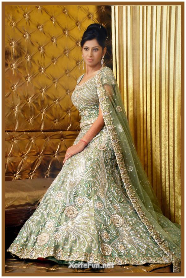 Wedding Bridal wear Lehnga with Hervey Work