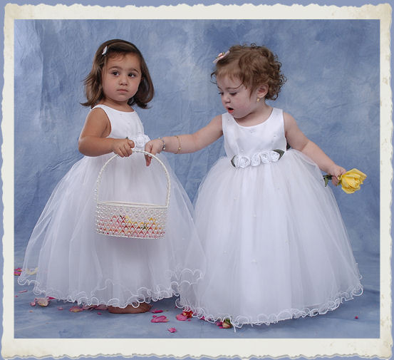 http://img.xcitefun.net/users/2010/05/178581,xcitefun-baby-girls-dresses-swp-i523t.jpg