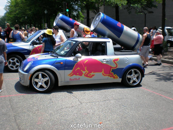 190795,xcitefun-red-bull-car-9.jpg