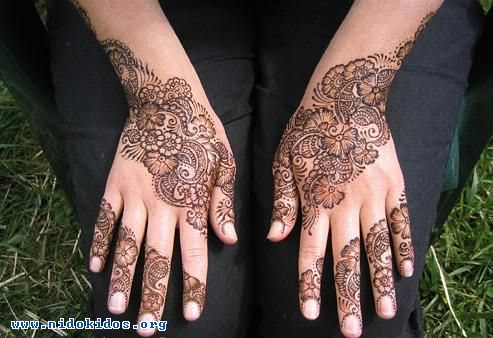 SUPER DESIGN MEHNDI