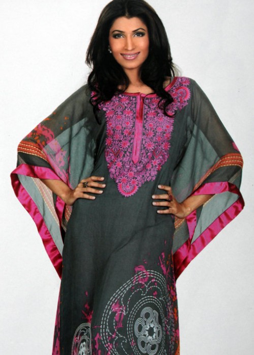 Vaneeza Ahmed  V for Vlawn Summer Collection 2010