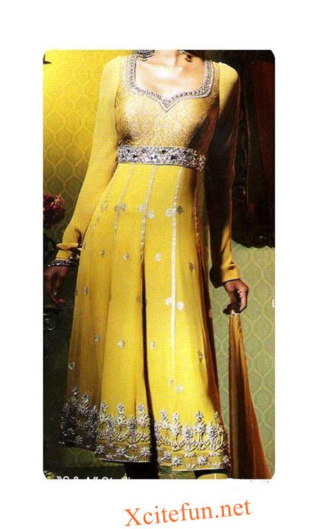 MEHNDI DRESS FOR GIRLS