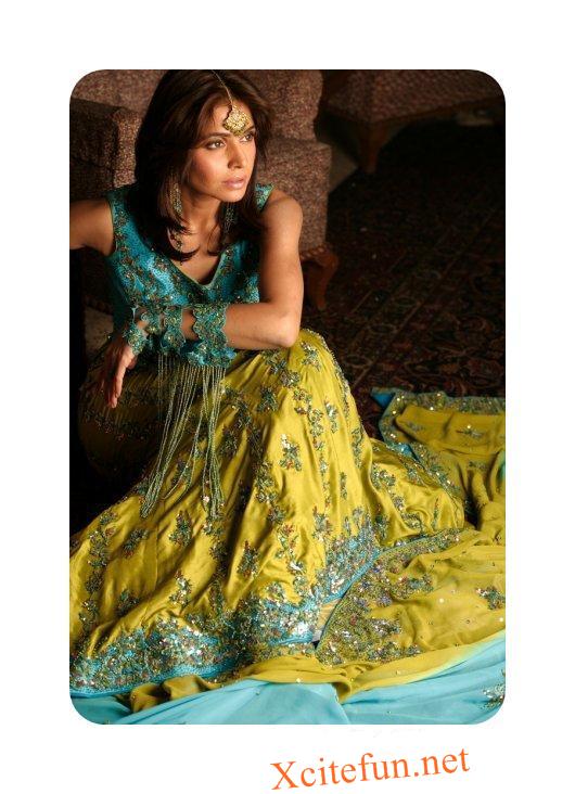 MEHNDI DRESS FOR GIRLS