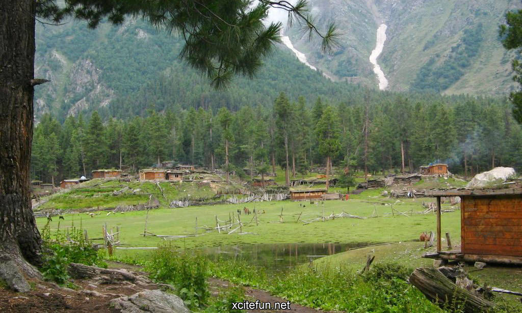 Kashmir Valley Pakistan HQ