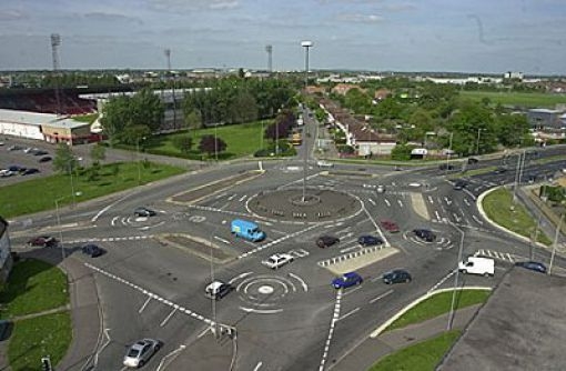 Strange Roundabout  Cant Pass At 1st Try