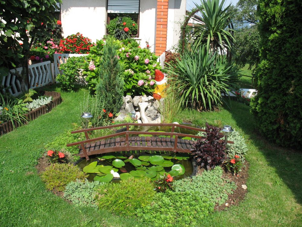 Small Flower Garden Ideas Photograph Garden Designing - Ey