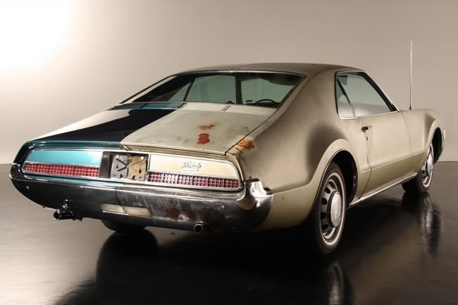 Toronado Retro Car  Half Restored