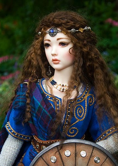 Arwyn a Celtic Warrior Maiden BJD