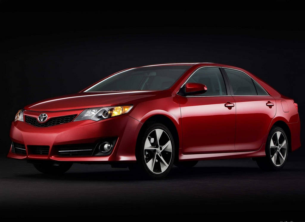 Toyota Camry Pakistan 2012 HQ Image and Wallpapers