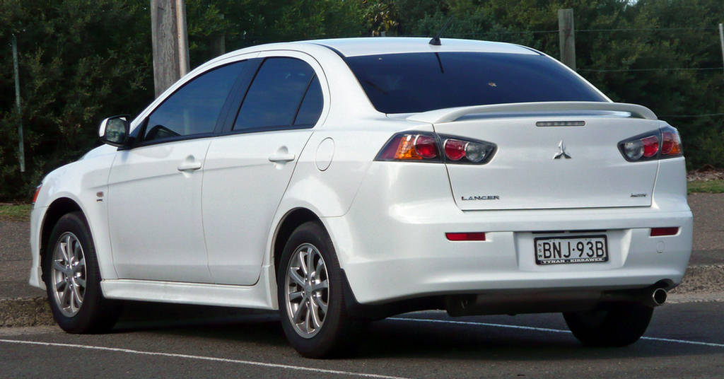 Mitsubishi Lancer Pakistan 2012 HQ Image and Wallpapers