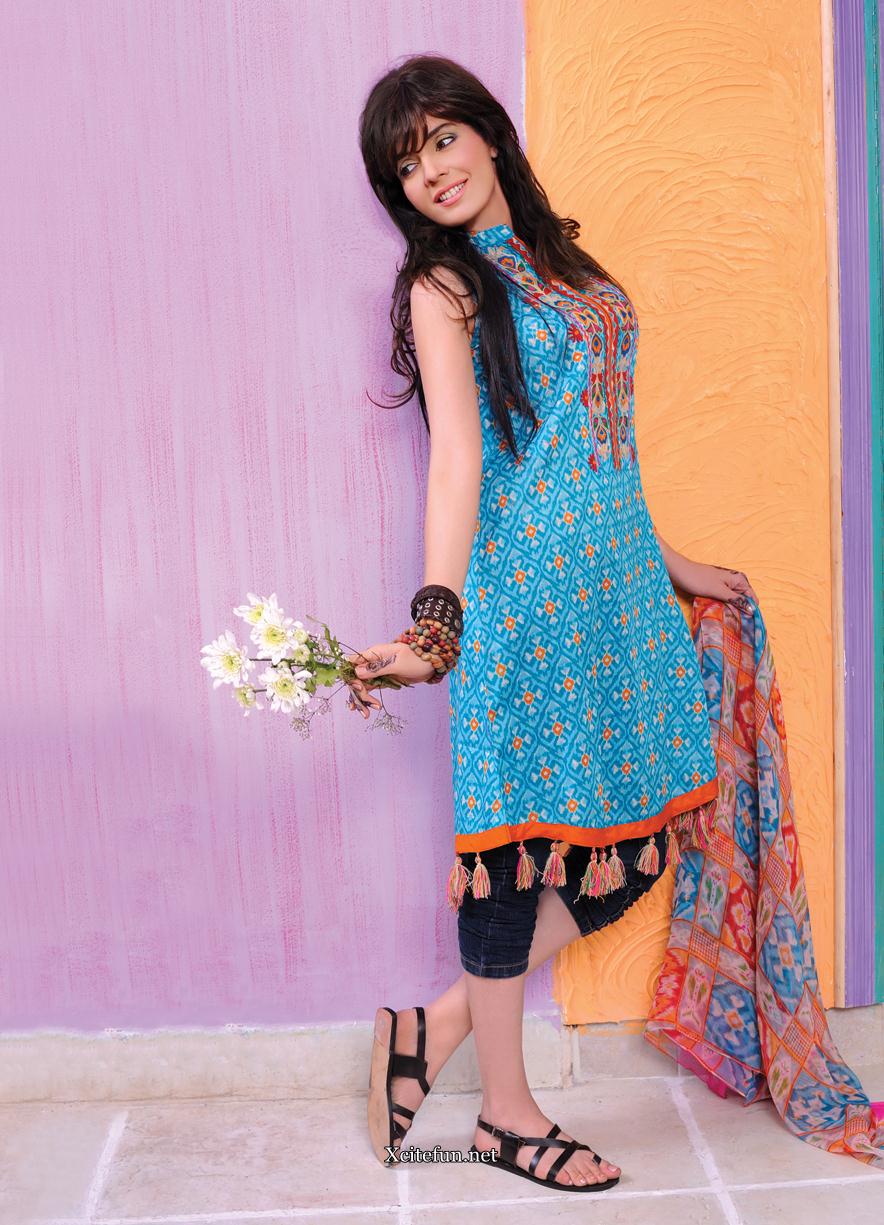 Mahnoor Baloch  Long Shirt And Punjabi Salwar Nishat Lawn